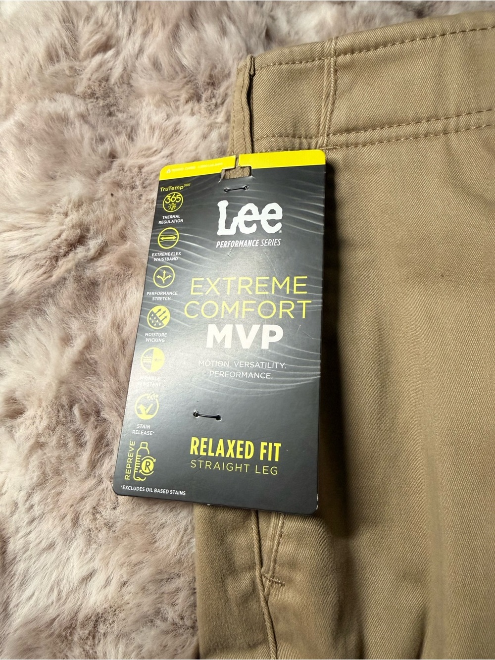 Lee Men's Extreme Comfort MVP Cargo Pants Khaki, Size 36x29 NWT Relaxed Fit - Picture 6 of 9